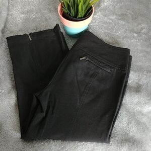 Exposite Black Crop Pants Size 4 Zipper details